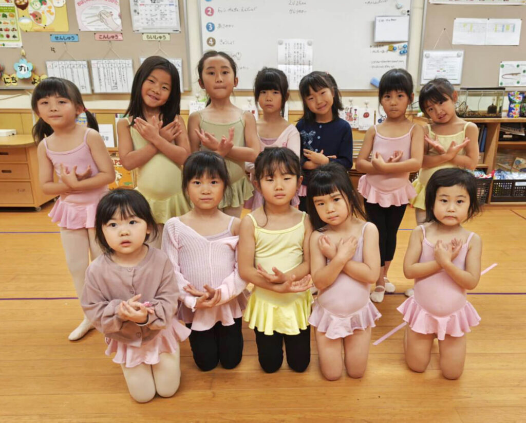 福井県福井市の本格的なバレエ教室【浅井里江子バレエスクール】幼稚園支部